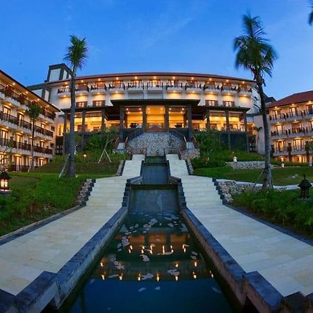 New Kuta Hotel By Lorin Улувату Экстерьер фото